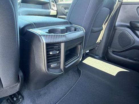 New 2026 RAM 1500 Express AWD/4WD image 17