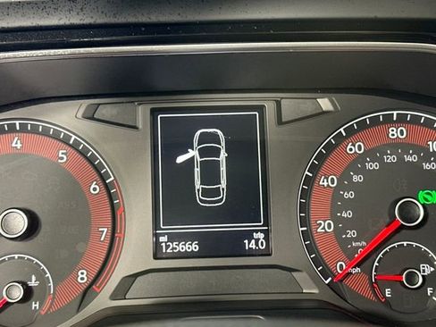 Used 2020 Volkswagen Jetta SE image 18