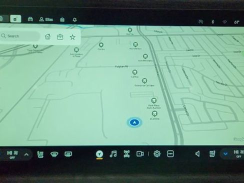 Used 2024 Rivian R1S Adventure image 49