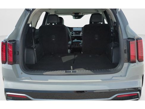 Used 2022 Kia Sorento EX FWD image 9