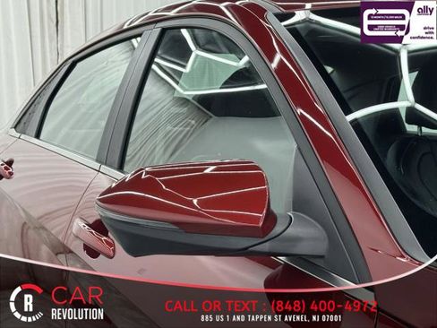 Used 2024 Hyundai Elantra Limited image 56