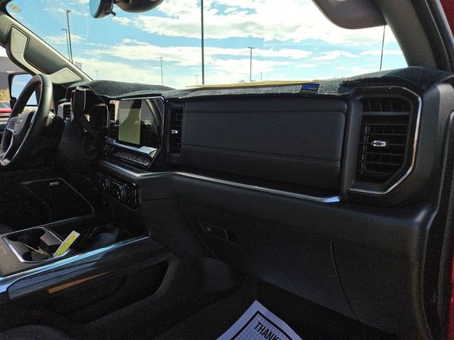 Used 2024 Chevrolet Silverado 2500 LTZ w/ LTZ Premium Package AWD/4WD image 27