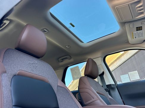 New 2025 Ford Bronco Sport Outer Banks w/ Outer Banks Tech Package+ image 16