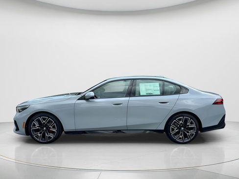 New 2027 BMW 530i RWD image 8