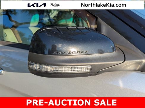 Used 2014 Ford Explorer XLT w/ Equipment Group 202A image 21