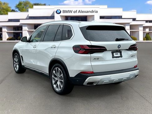 Used 2026 BMW X5 xDrive50e AWD/4WD image 5