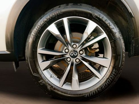 Used 2023 INFINITI QX60 Luxe image 39