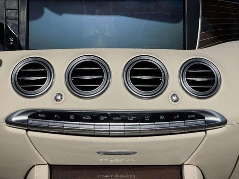 Used 2017 Mercedes-Benz S 65 AMG Cabriolet image 28