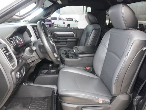 Used 2024 RAM 2500 Tradesman w/ Chrome Appearance Group image 23