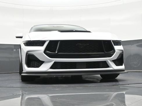 Used 2025 Ford Mustang GT RWD image 31