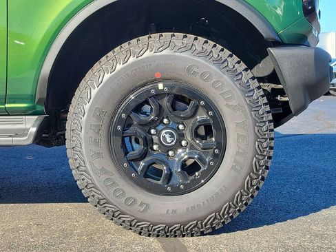 New 2025 Ford Bronco Outer Banks w/ Sasquatch Package image 9