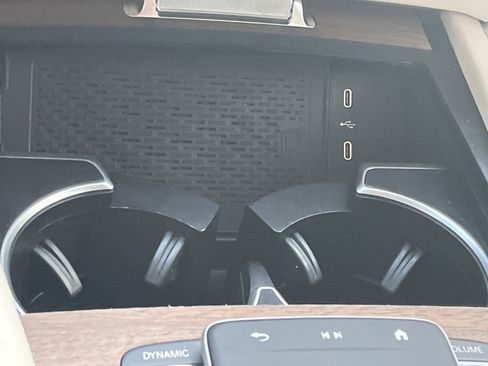 Certified 2025 Mercedes-Benz GLE 350 4MATIC image 33