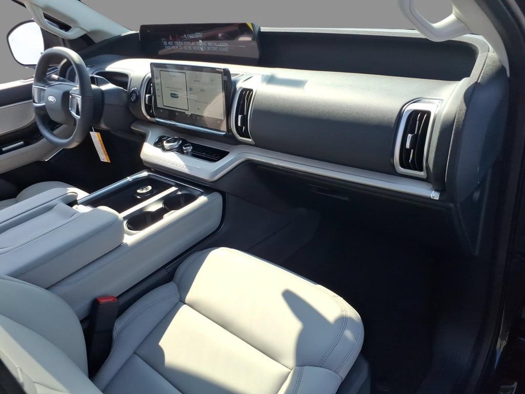New 2026 Ford Expedition Max Active AWD/4WD image 11