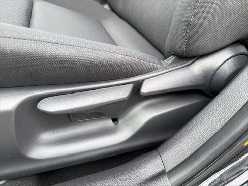 Used 2024 Toyota Corolla LE image 10