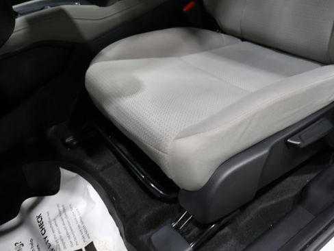 Used 2022 Honda HR-V LX image 12