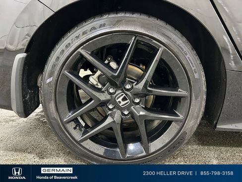 Used 2023 Honda Civic Sport image 10