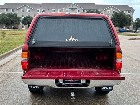 Used 2003 Toyota Tacoma Base image 7