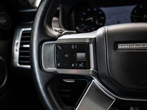 Used 2023 Land Rover Discovery HSE R-Dynamic image 31