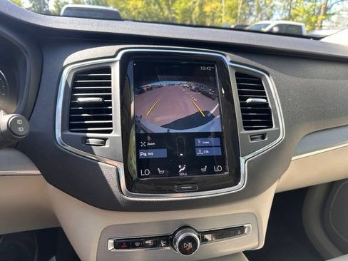 Used 2021 Volvo XC90 T5 Momentum w/ Protection Package AWD/4WD image 29