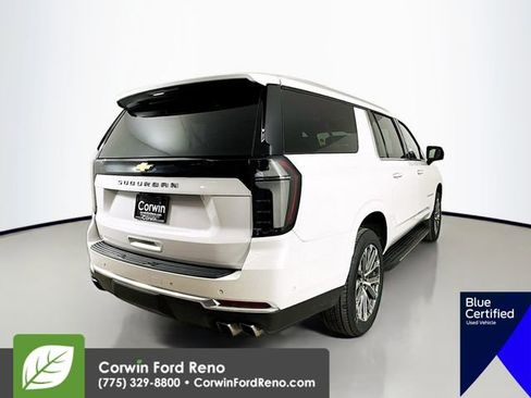 Used 2025 Chevrolet Suburban High Country image 9