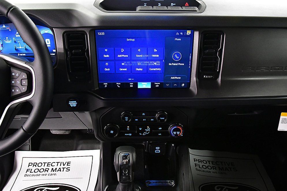 New 2025 Ford Bronco Big Bend w/ Black Diamond Package AWD/4WD image 25