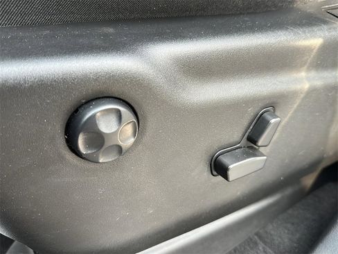 Used 2022 Dodge Durango GT image 23