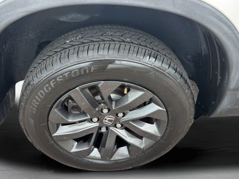 Certified 2023 Honda Ridgeline Sport image 19