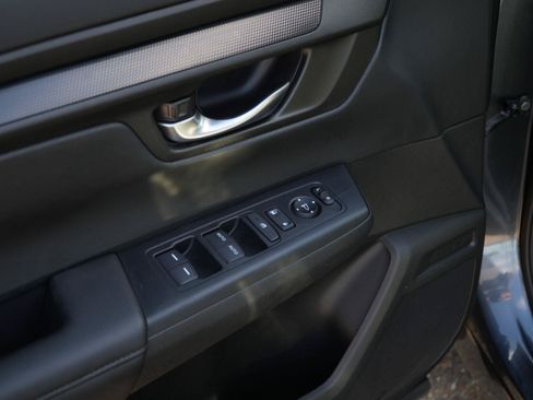 Used 2024 Honda CR-V EX image 5