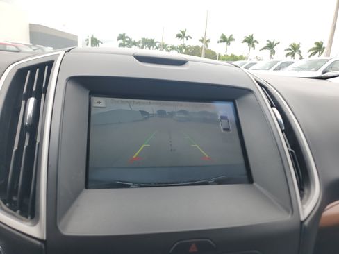 Used 2018 Ford Edge SEL w/ Equipment Group 201A image 11