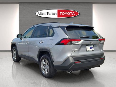 Used 2024 Toyota RAV4 XLE AWD/4WD image 8