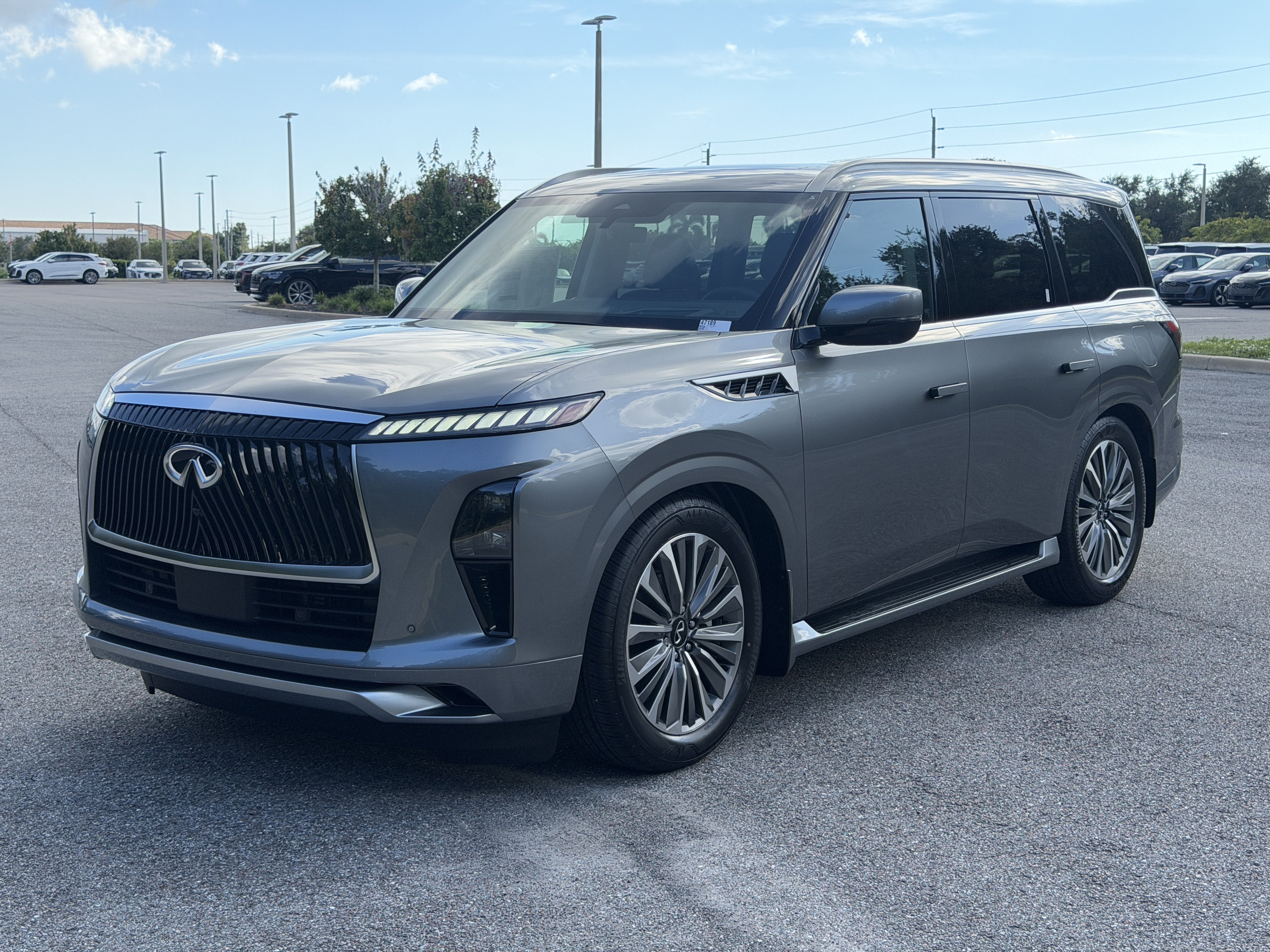 New 2027 INFINITI QX80 Luxe w/ Cargo Package RWD image 3