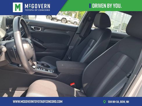 Used 2025 Honda Civic Sport image 16