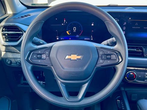 Used 2025 Chevrolet TrailBlazer LT image 21