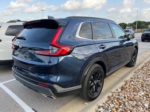 Used 2025 Honda CR-V Sport image 3