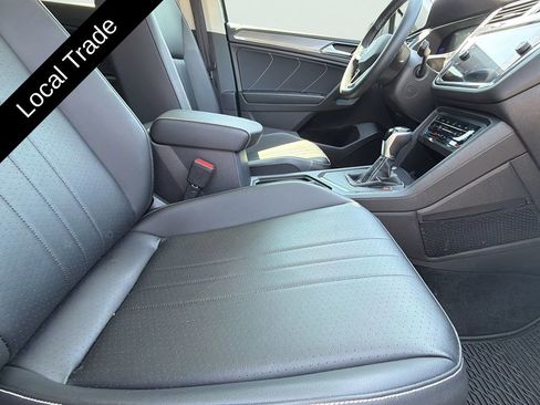 Used 2022 Volkswagen Tiguan SE FWD image 23