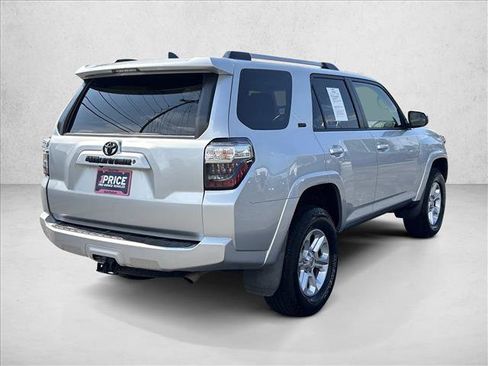 Used 2019 Toyota 4Runner SR5 AWD/4WD image 6
