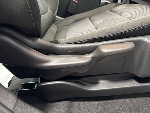 New 2027 Chevrolet Bolt LT FWD image 33