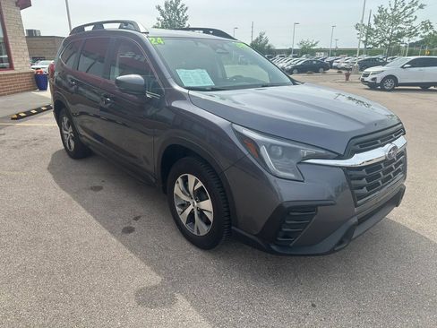 Used 2024 Subaru Ascent Premium AWD/4WD image 3