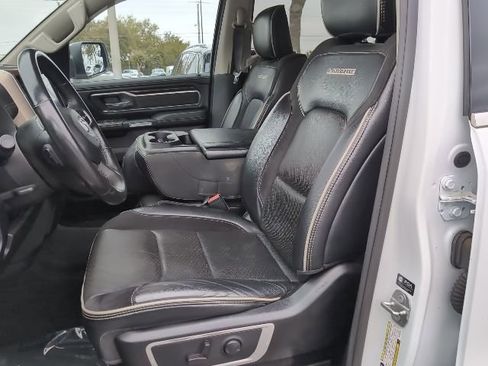 Used 2022 RAM 1500 Laramie image 9