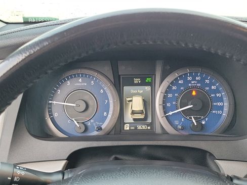 Used 2020 Toyota Sienna XLE image 9