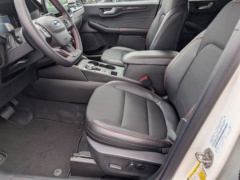 New 2026 Ford Escape ST-Line w/ Tech Pack #1 image 8