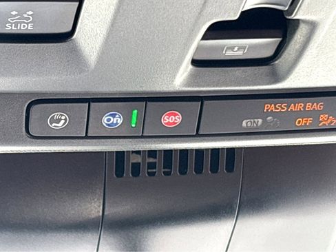 Used 2023 GMC Yukon Denali Ultimate AWD/4WD image 34