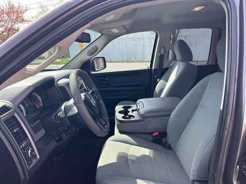 Used 2018 RAM 1500 Express image 9