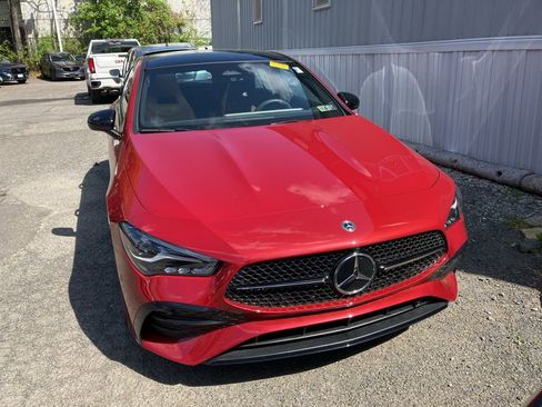 Used 2025 Mercedes-Benz CLA 250 4MATIC image 2
