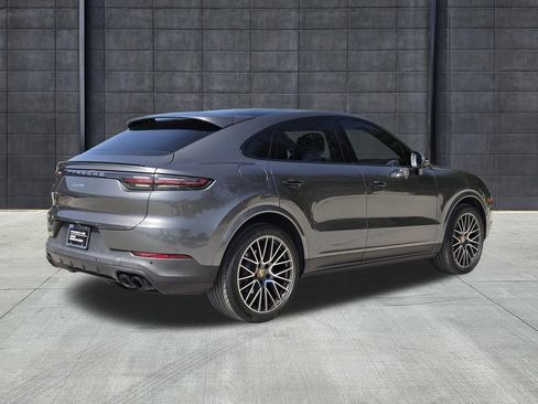 Certified 2023 Porsche Cayenne Coupe AWD/4WD image 7