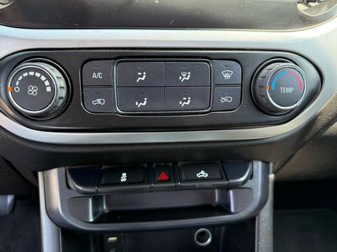 Used 2017 Chevrolet Colorado LT RWD image 29