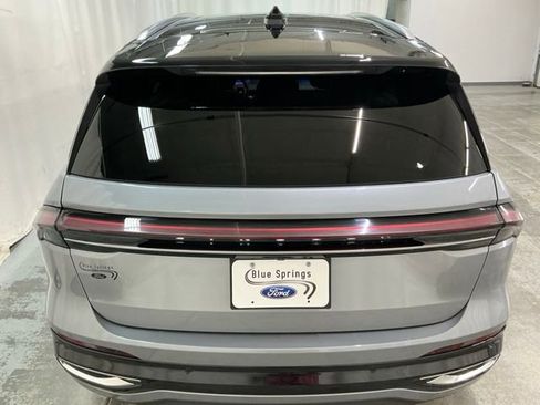 Used 2024 Lincoln Nautilus Black Label AWD/4WD image 4