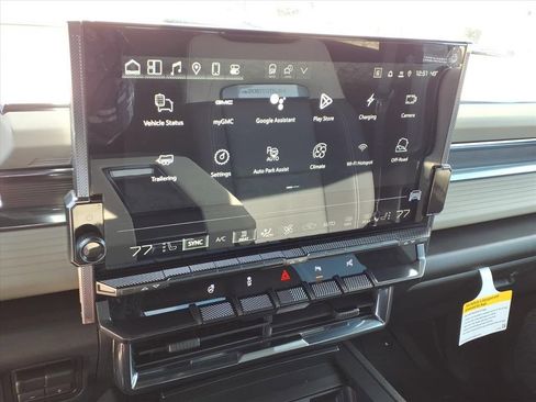 New 2026 GMC Hummer EV 4x4 Crew Cab image 15