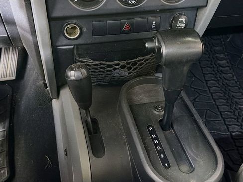 Used 2010 Jeep Wrangler Unlimited Sport image 19