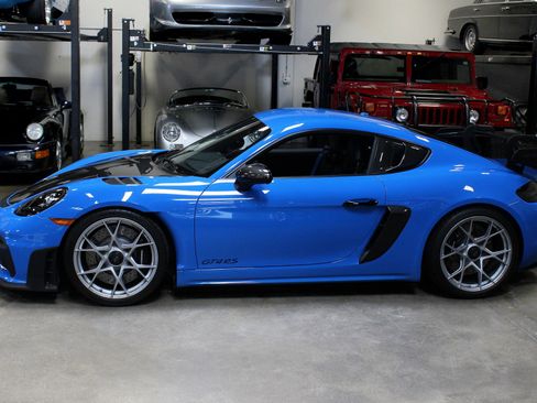 Used 2023 Porsche 718 Cayman GT4 RS image 4